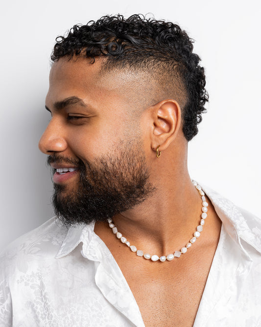 Cultured Pearl Necklace with Carved Natural Stone Roses T2