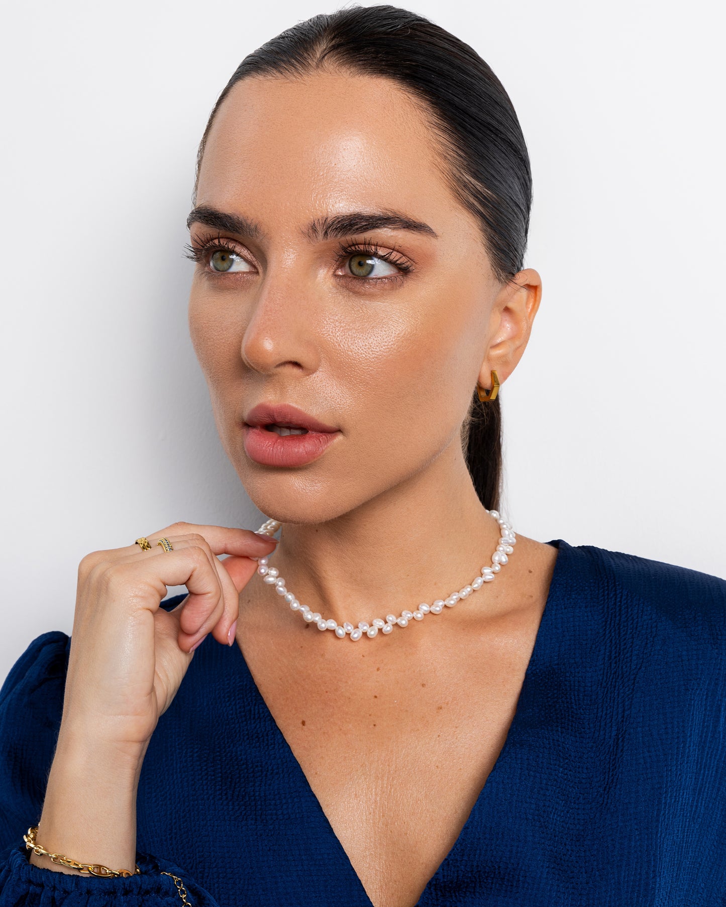 Elegant Cultured Pearl Necklace